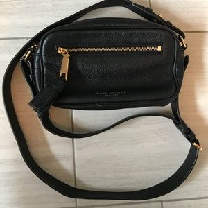 Marc Jacobs Zoom Leather Crossbody Bag